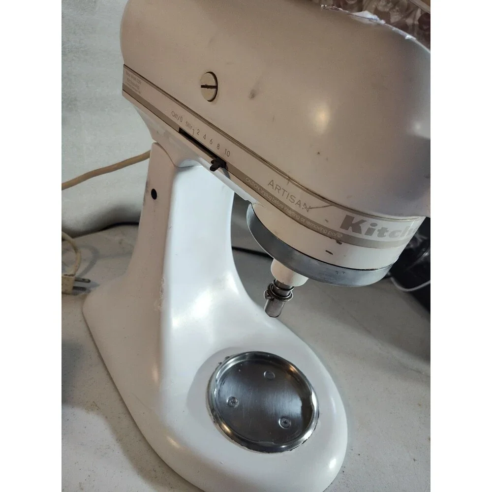 Kitchenaid Heavy Duty Mixer Stand White 5 Qt +Attachments